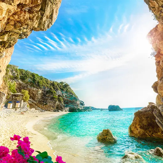 Bella vista della spiaggia dell'isola di Corfù Bella vista della spiaggia dell'isola di Corfù