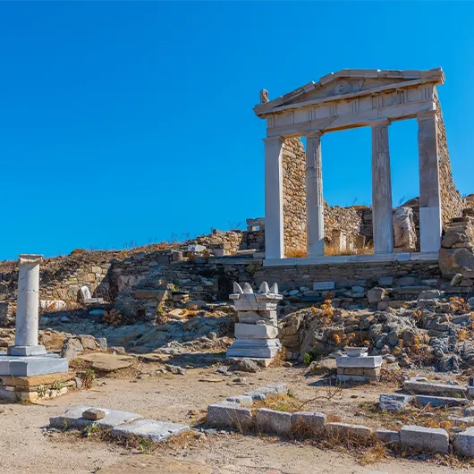 Μια όμορφη θέα του Ναού της Ίσιδας Μια όμορφη θέα του Ναού της Ίσιδας
