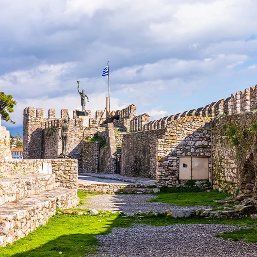 Bella vista della città vecchia sul lungomare dell'antica città veneziana Bella vista della città vecchia sul lungomare dell'antica città veneziana