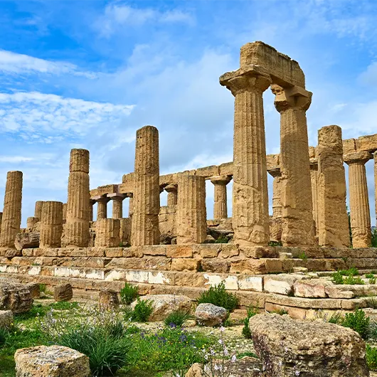 A scenic view of Juno in the valley of the Temples A scenic view of Juno in the valley of the Temples