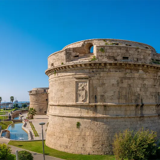 Une belle vue de la forteresse Michelangelo Une belle vue de la forteresse Michelangelo
