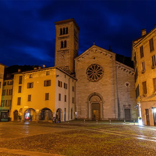 Una bella vista della Basilica di San Fedele Una bella vista della Basilica di San Fedele
