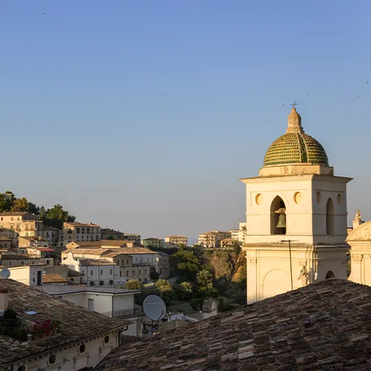 Une belle vue de la ville de Rossano Une belle vue de la ville de Rossano