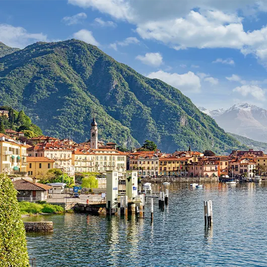 Une belle vue de Menaggio au lac de Côme Une belle vue de Menaggio au lac de Côme