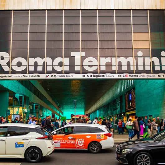 Una bella vista della stazione ferroviaria Roma Termini Una bella vista della stazione ferroviaria Roma Termini