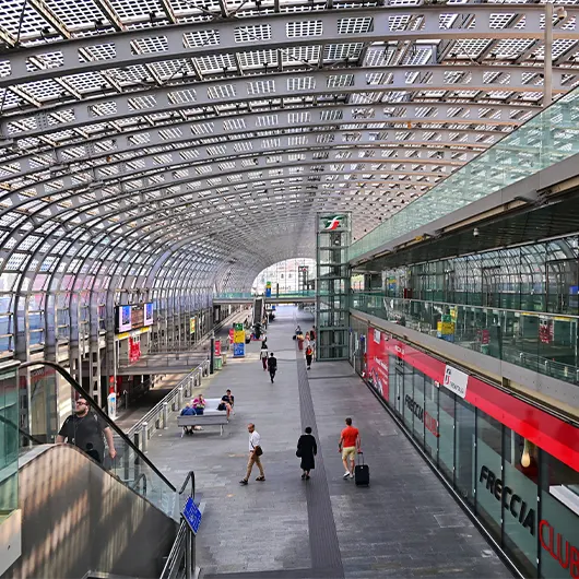 Una bella vista della stazione centrale di Torino Una bella vista della stazione centrale di Torino