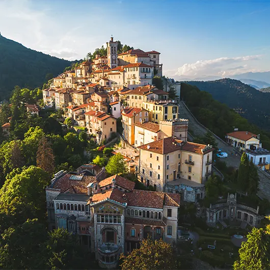 Une belle vue du Sacro Monte di Varese Une belle vue du Sacro Monte di Varese