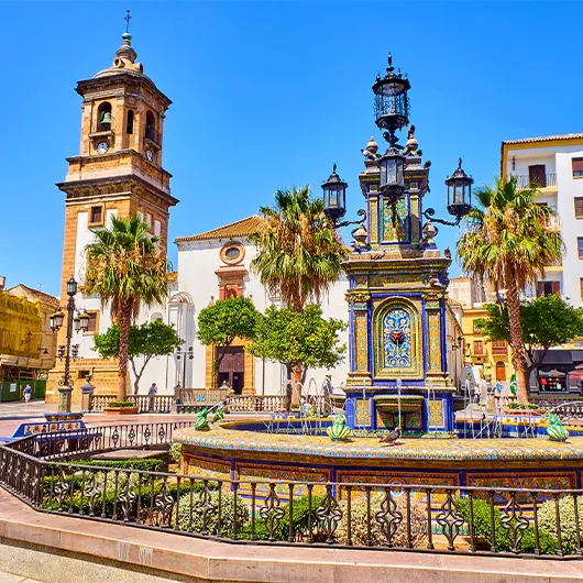 Una vista bonita de la Plaza Alta de Algeciras Una vista bonita de la Plaza Alta de Algeciras