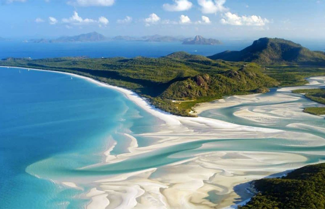 Whitehaven Beach – Whitsunday Islands, Australia Whitehaven Beach – Whitsunday Islands, Australia