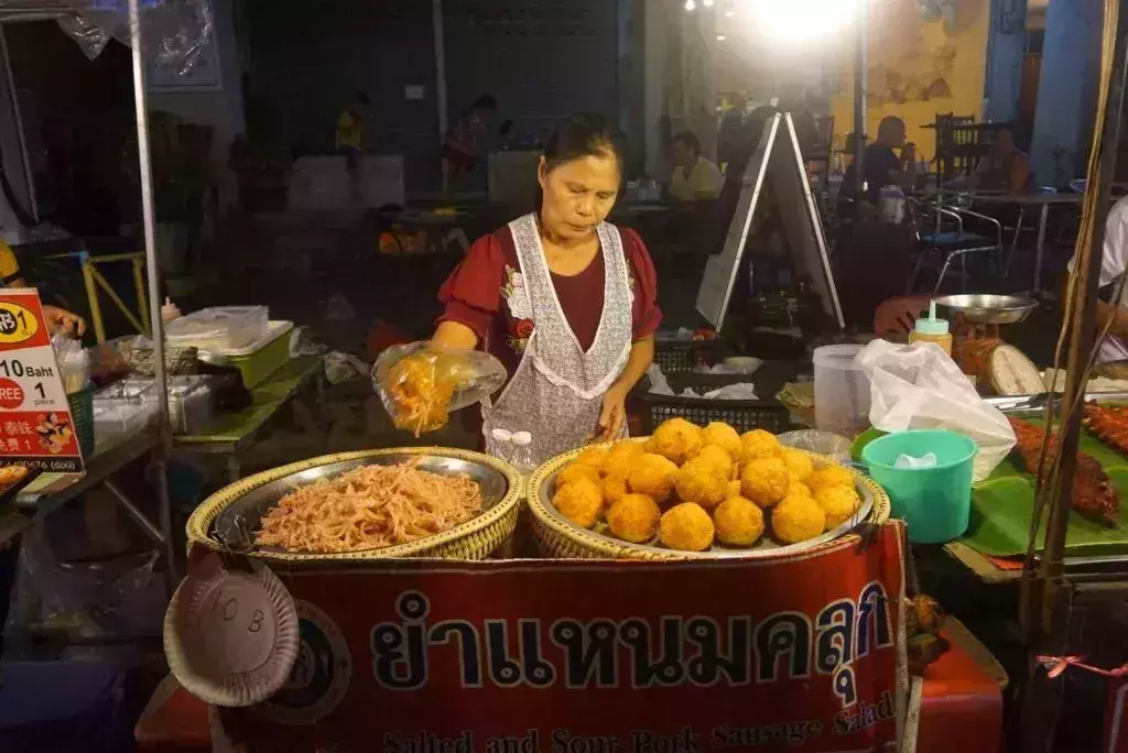 Lamai Sunday Night Market