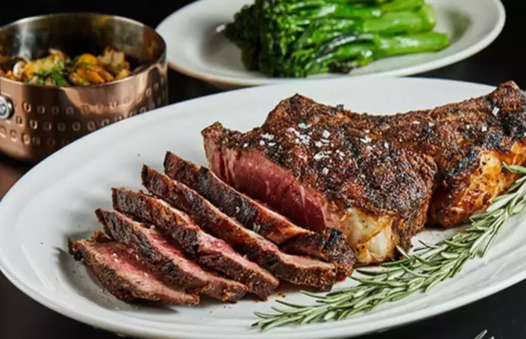 39th. 37 Steakhouse &amp;amp;amp;amp; Bar &amp;amp;amp;ndash; Shanghai, China