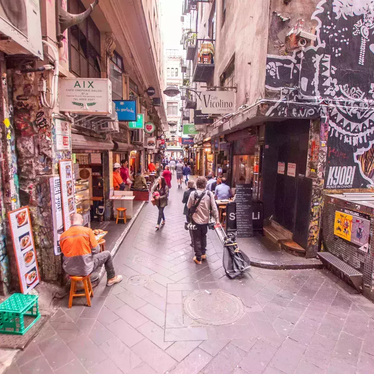 Laneway bar crawl in Brisbane