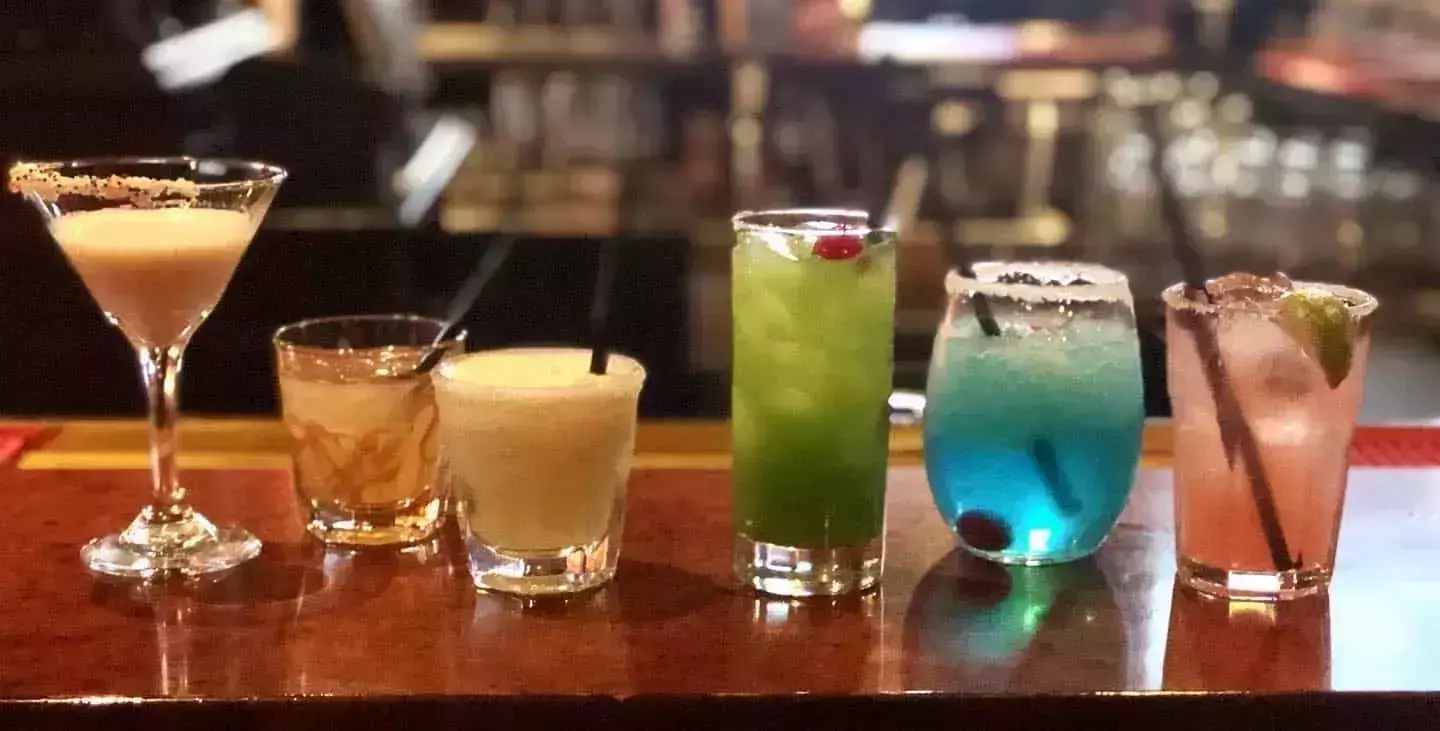 Best Bars In Winnipeg