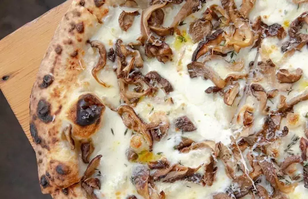 Ken’s Artisan Pizza – Portland, Oregon, United States