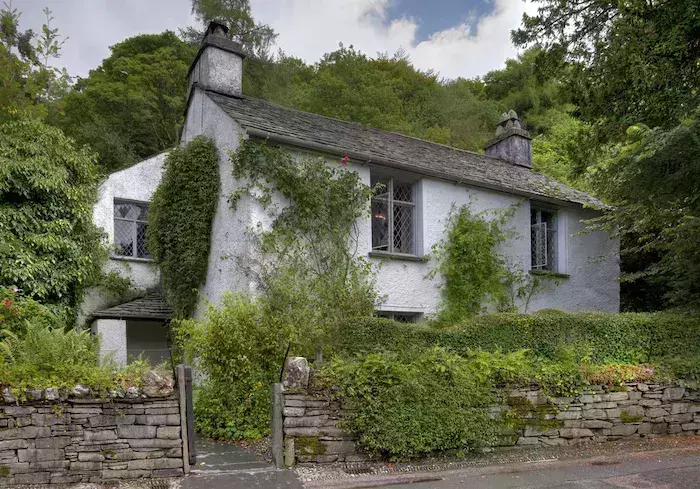 Literary places in the UK for book lovers