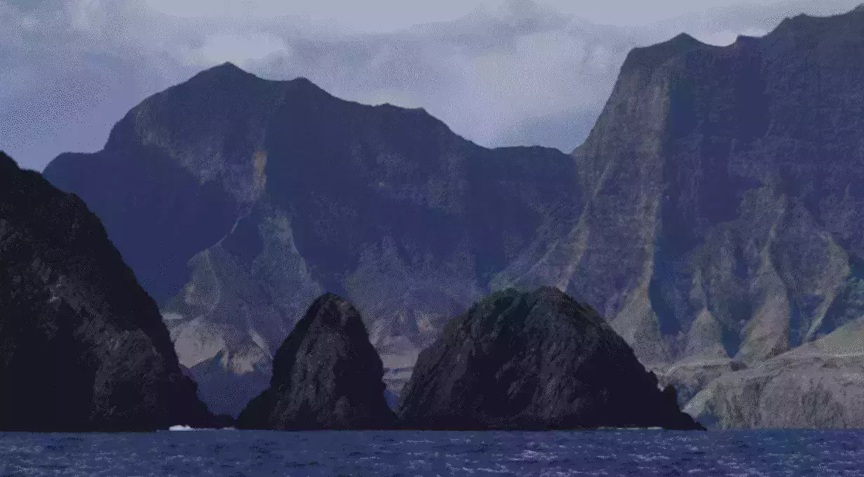 Crusoe Island Lodge