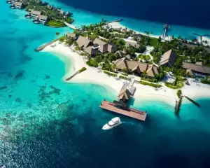 Waldorf Astoria’s New Maldives Resort Is Total Summer Goals