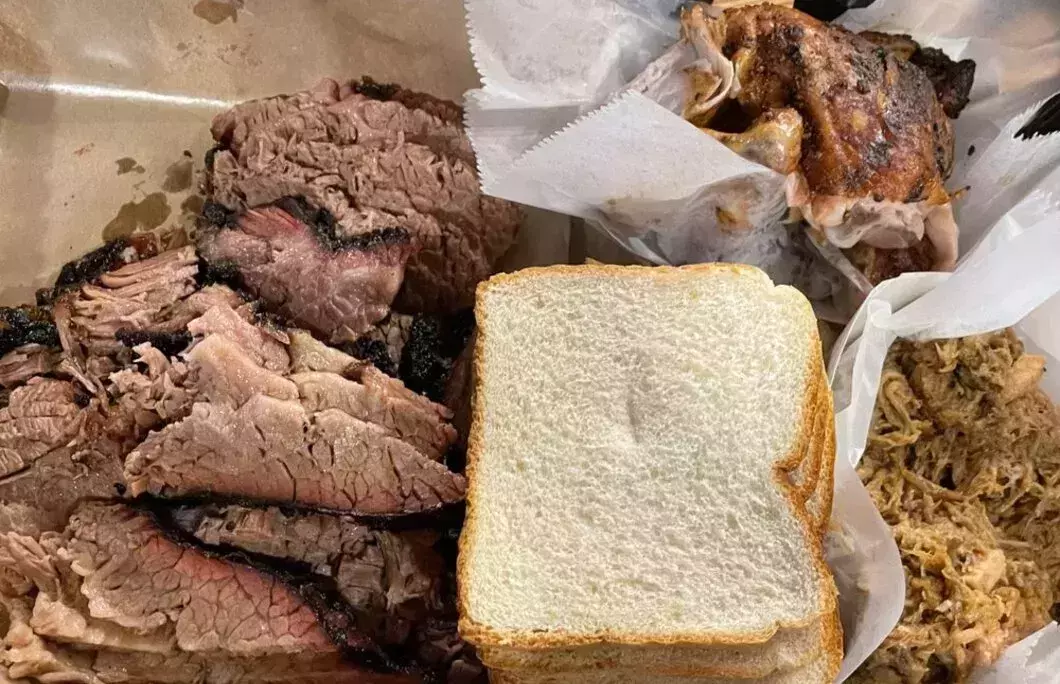 6. Rudy&amp;amp;amp;amp;rsquo;s &amp;amp;amp;amp;ldquo;Country Store&amp;amp;amp;amp;rdquo; and Bar-B-Q