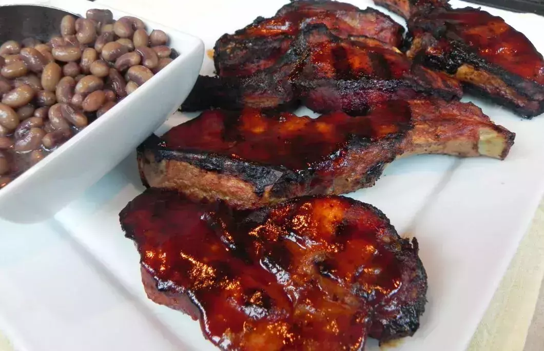 17. The BBQ Barn – Beasley