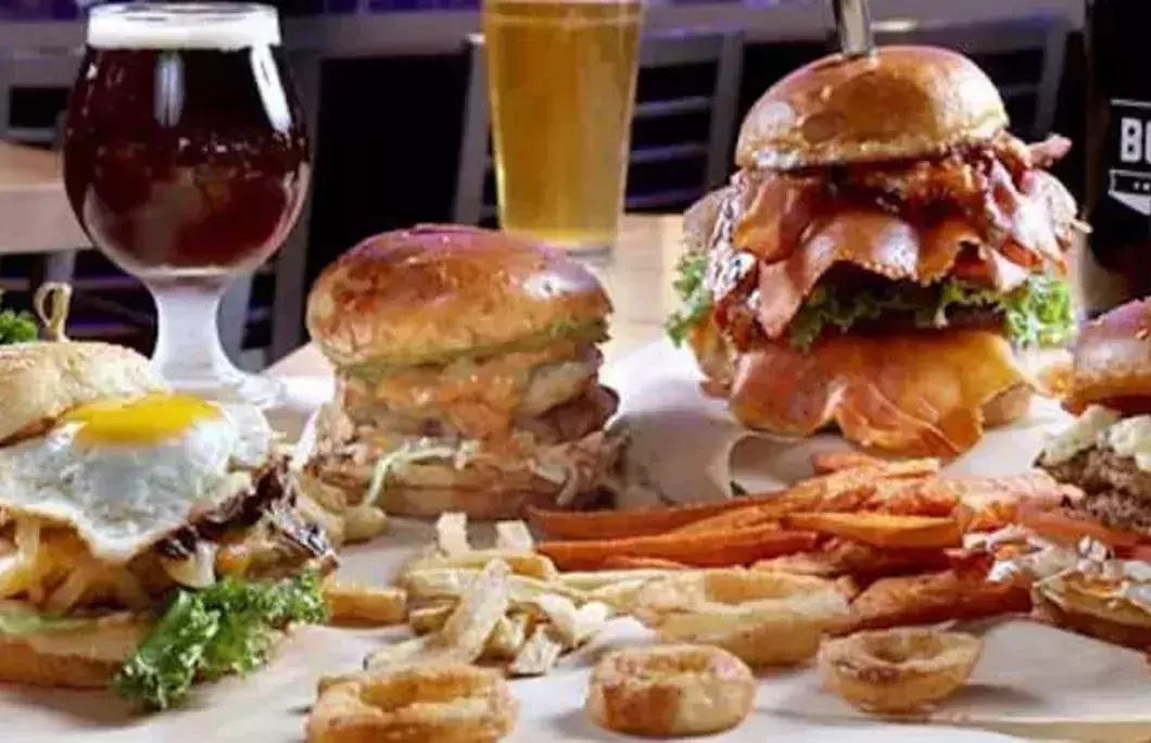 4. Baggar Dave&amp;amp;amp;amp;amp;amp;rsquo;s Burger Tavern