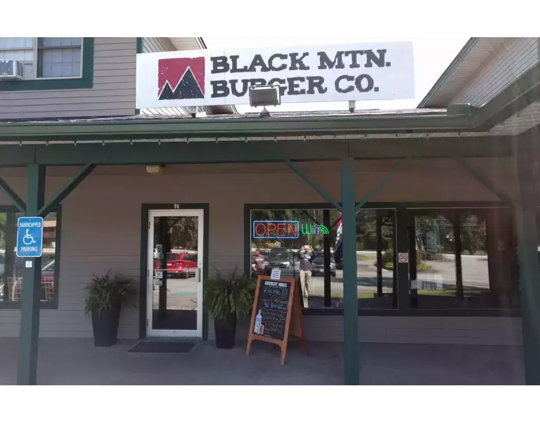 19th. Black Mtn. Burger Co. – Lincoln, New Hampshire