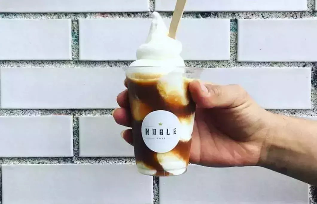 49th. Noble Cafe – Montreal, Quebec