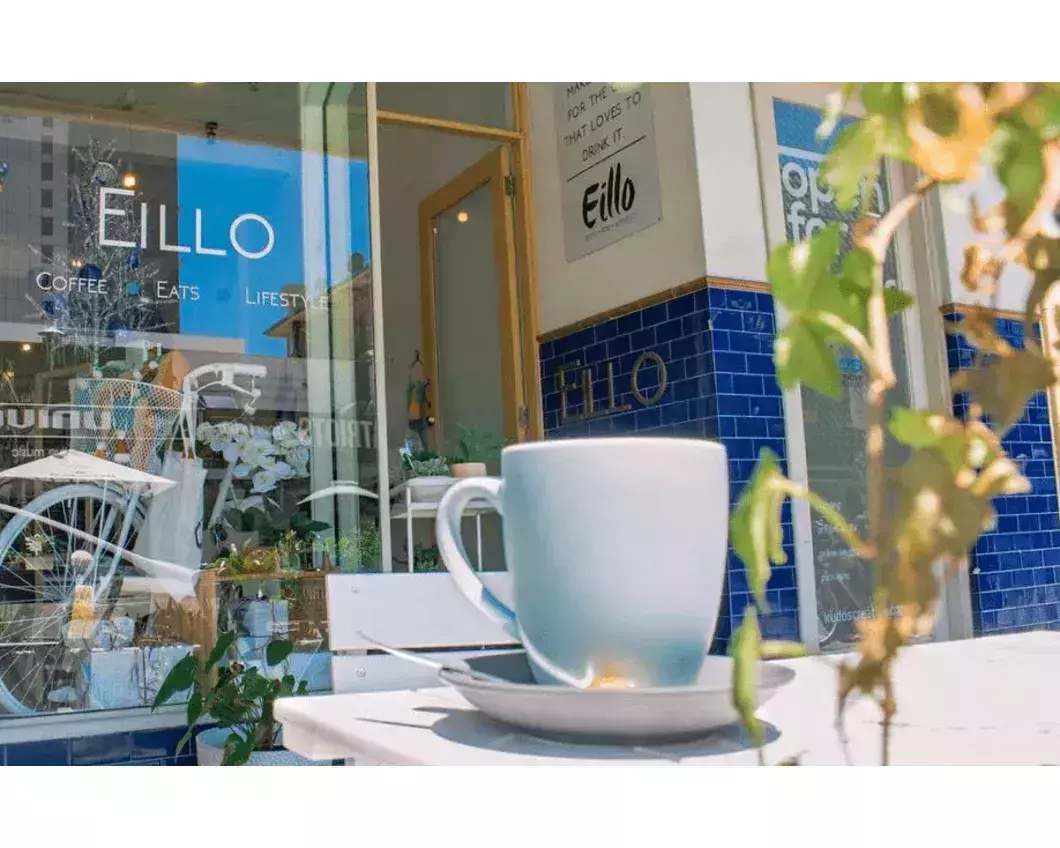 5. Eillo