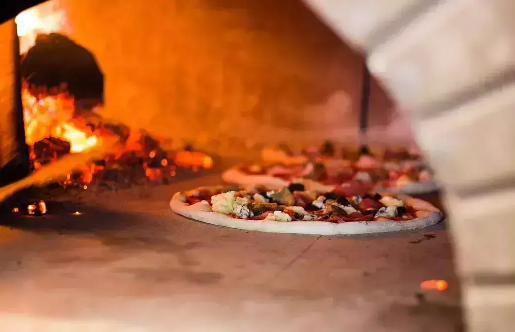 19th. Steinovnen Bar &amp;amp;amp;amp;amp;amp;amp; Pizzeria &amp;amp;amp;amp;amp;amp;ndash; &amp;amp;amp;amp;amp;amp;Aring;lesund