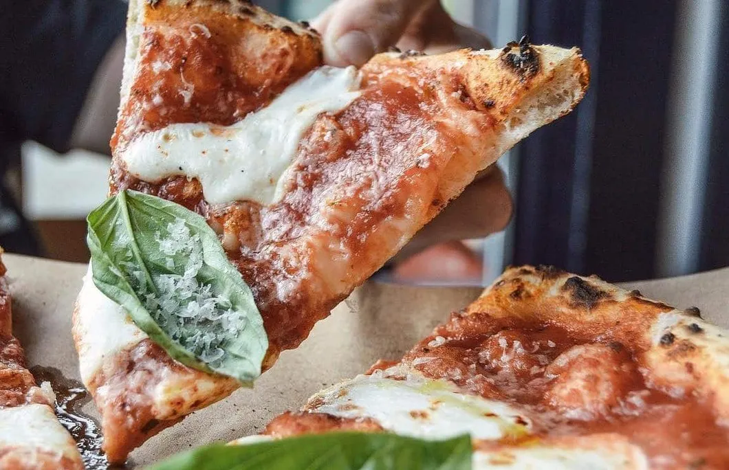 The 25 Best Pizzas In South Carolina | Enjoy Travel