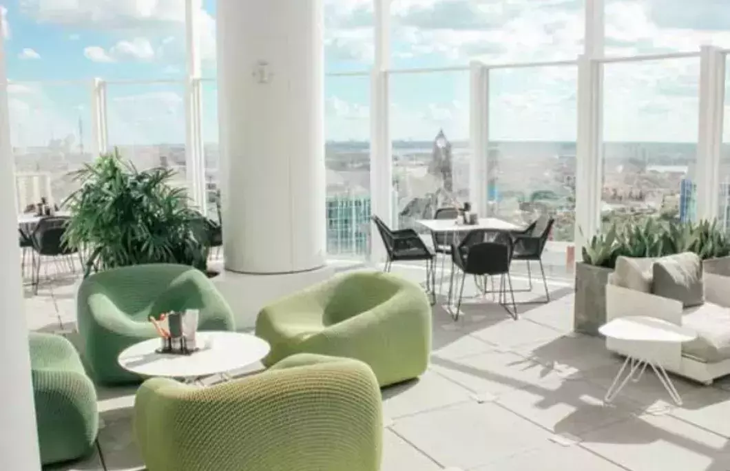 2. Bar 17 Bistro