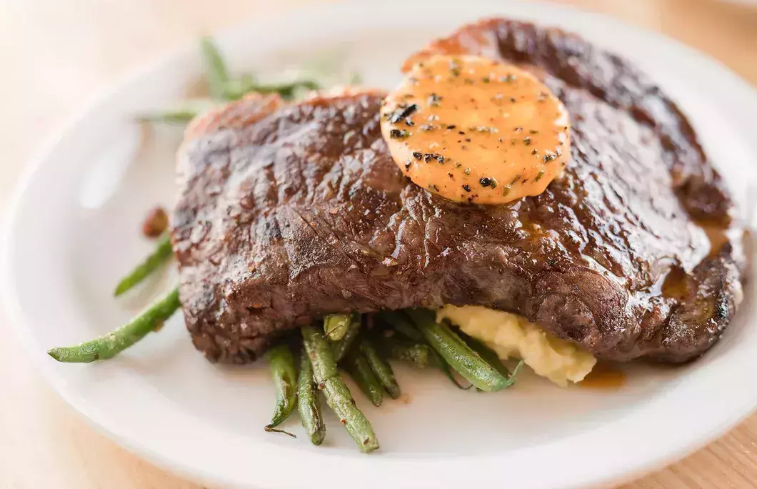 2. Harbor Seafood & Steak Co. – Sugar House, Salt Lake City