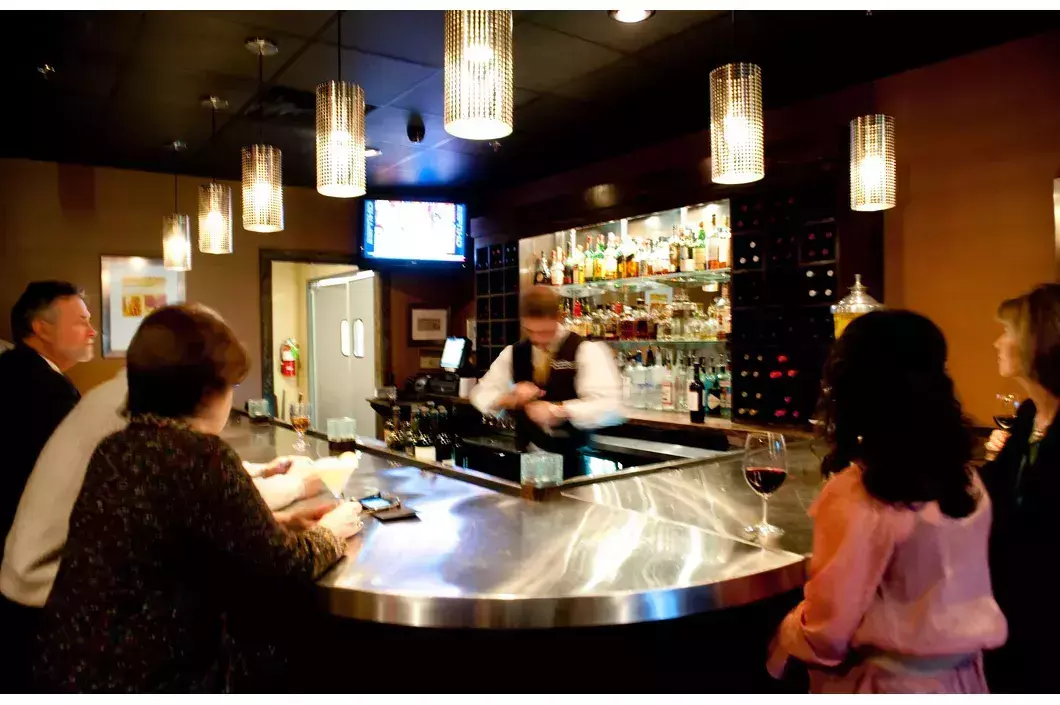 1. Ely’s Restaurant & Bar – Ridgeland
