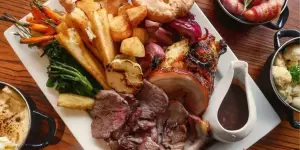 Here Are The Best Sunday Roasts in the UK