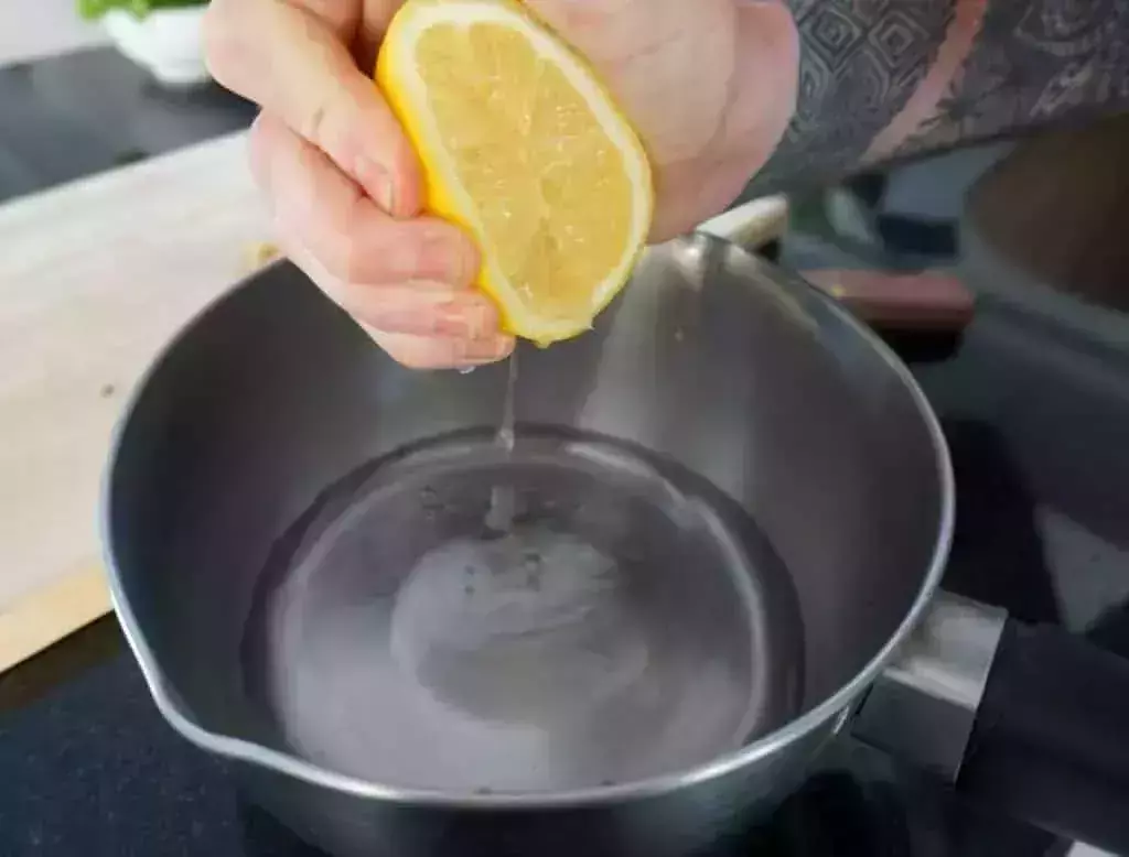 Coriander and lemon couscous peppers