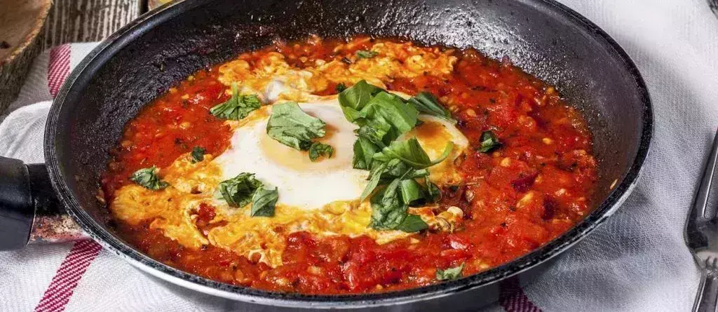 Green Veggies With Eggs