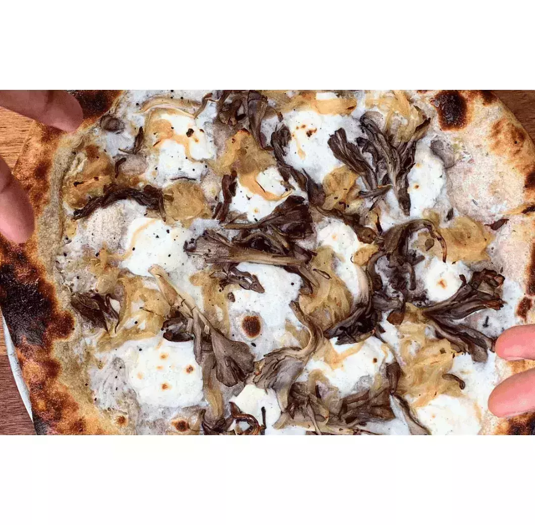 19. Hail Mary Pizza – 3219 Glendale Blvd, Los Angeles