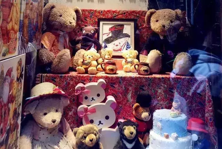 Teddy Bear Cafe Shanghai