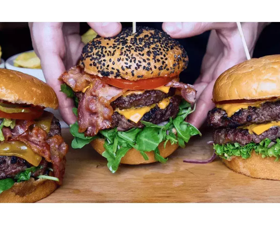 3. Ruff’s Burger