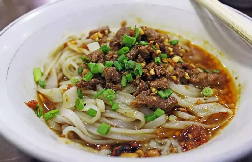 Myanmar Street Food: 7 Delicious Dishes To Try | Enjoy Travel