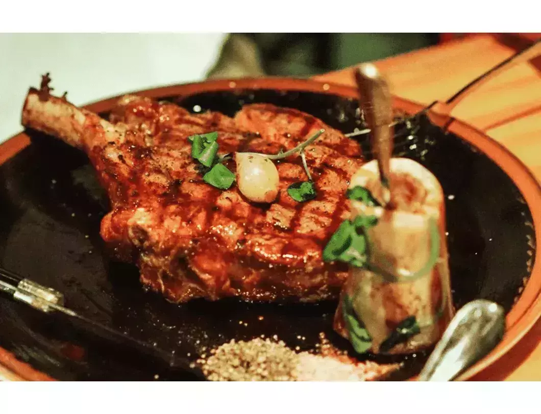 1. Steak – Doris Metropolitan