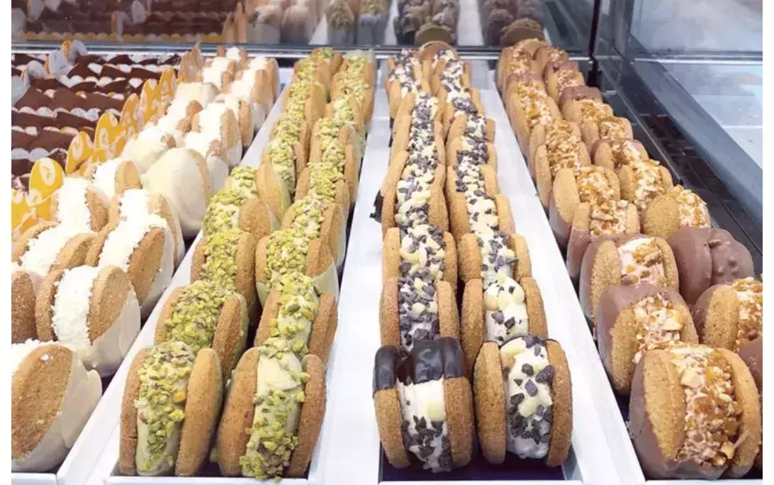 5. Ice Cream Sandwich – PARADIS Gelateria Tjuvholmen