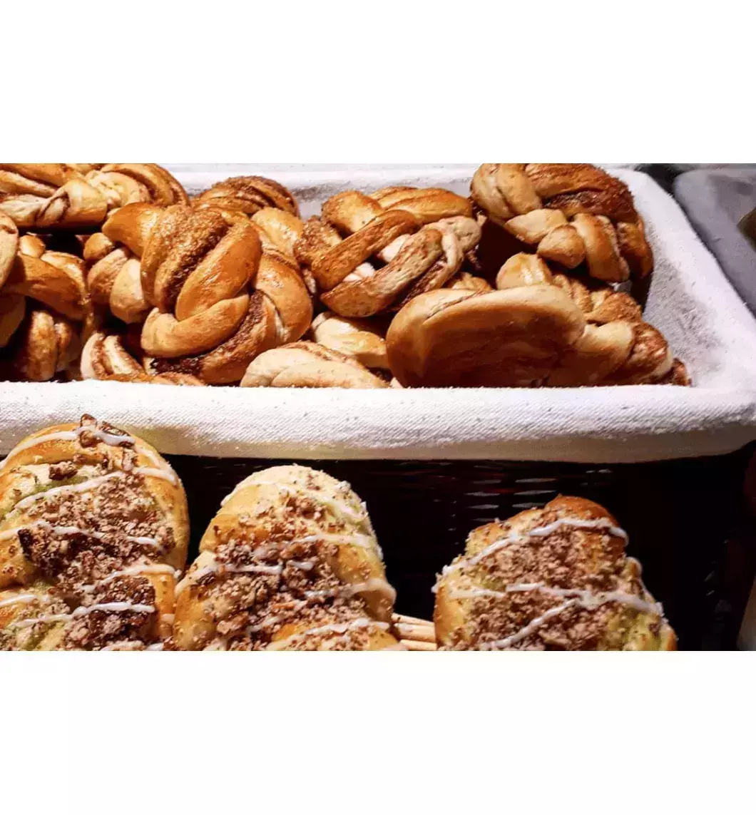 18. The Pastries – Bakeriet I lom