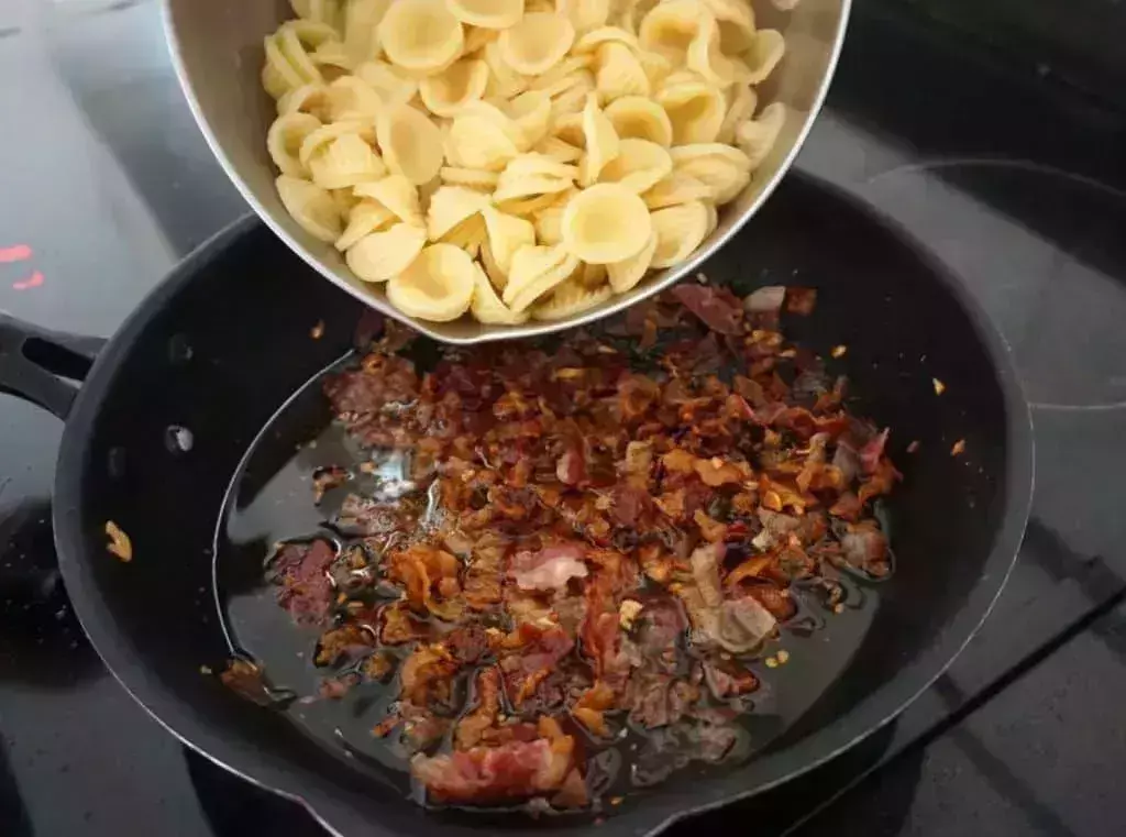 orecchiette pasta carbonara