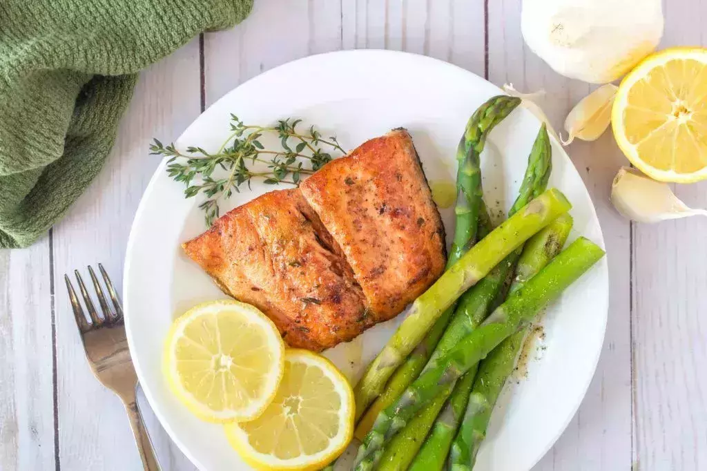 salmon and ginger noodles 