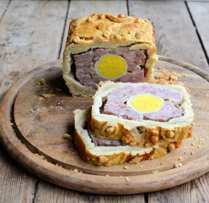 Savoury British pies