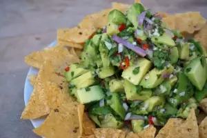 Simply Perfect Guacamole With 7 Ingredients