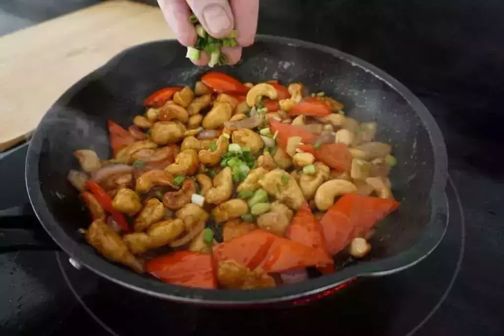 Chicken With Cashew Nuts recipe