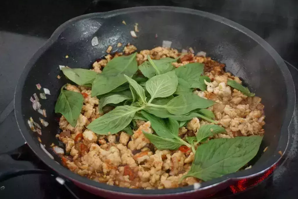 Thai Minced Chicken Salad