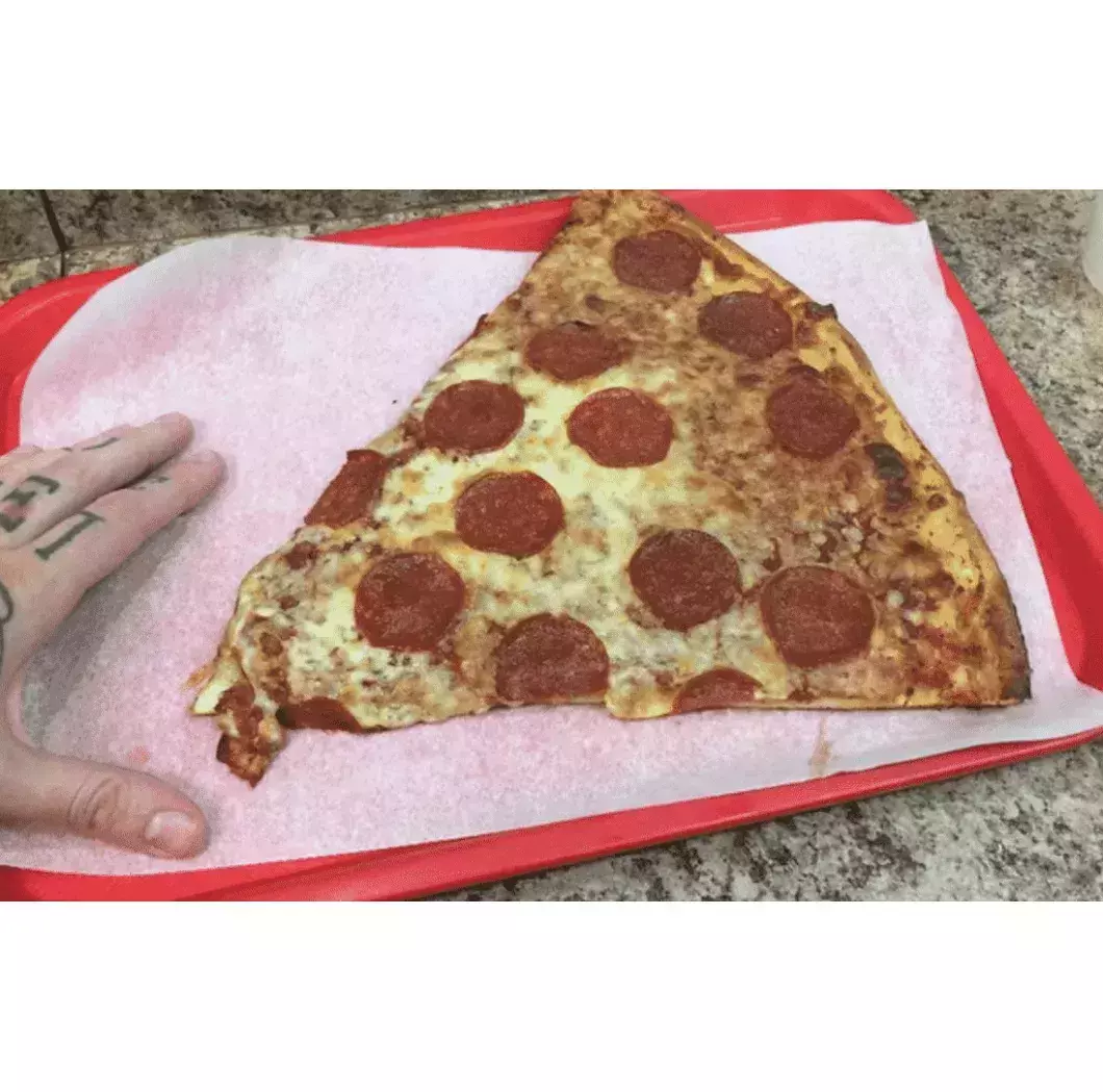 12. Papa Ray’s Pizza – Hastings