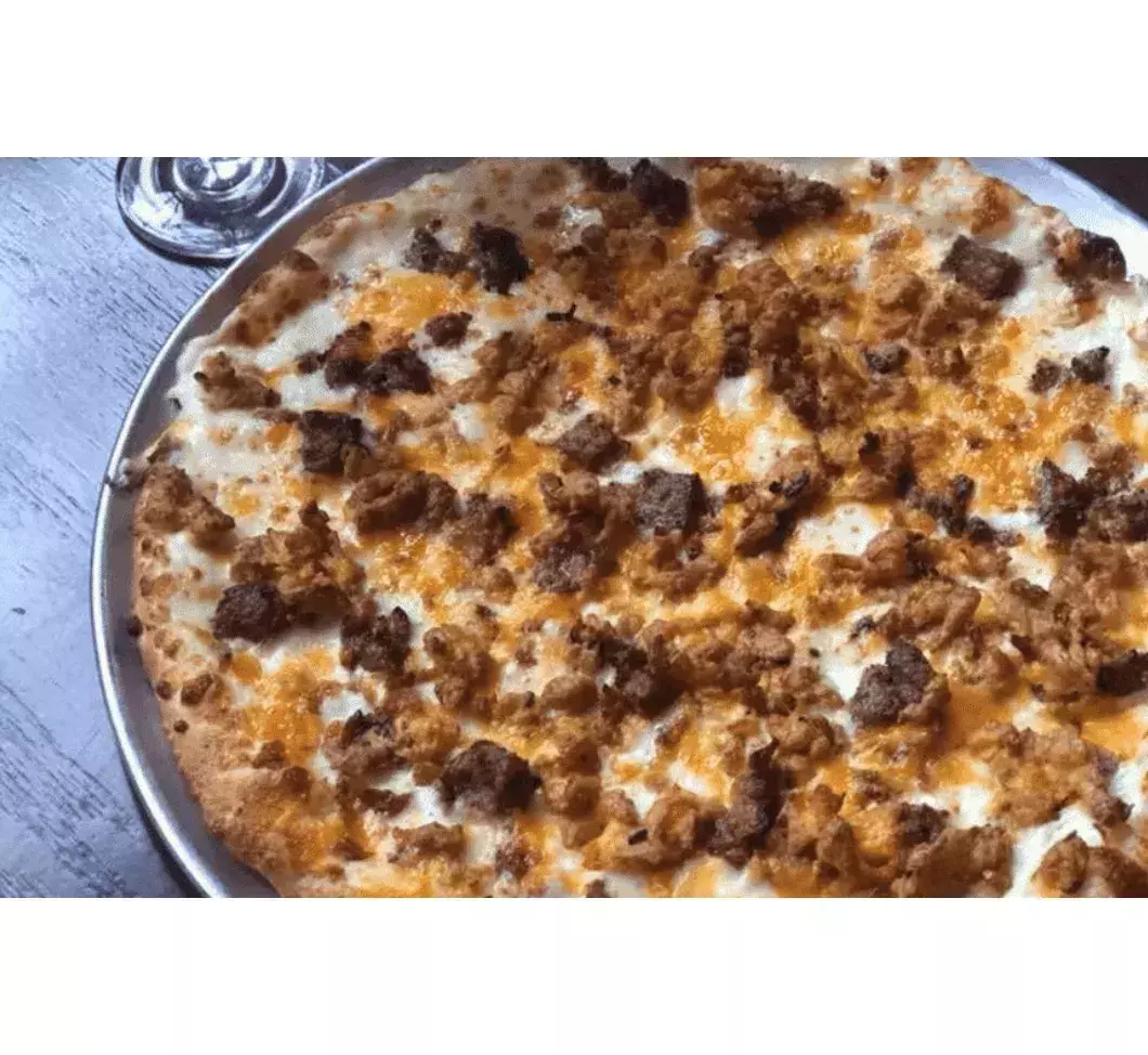 24. Varsity Sports Cafe & Roman Coin Pizza – Bellevue